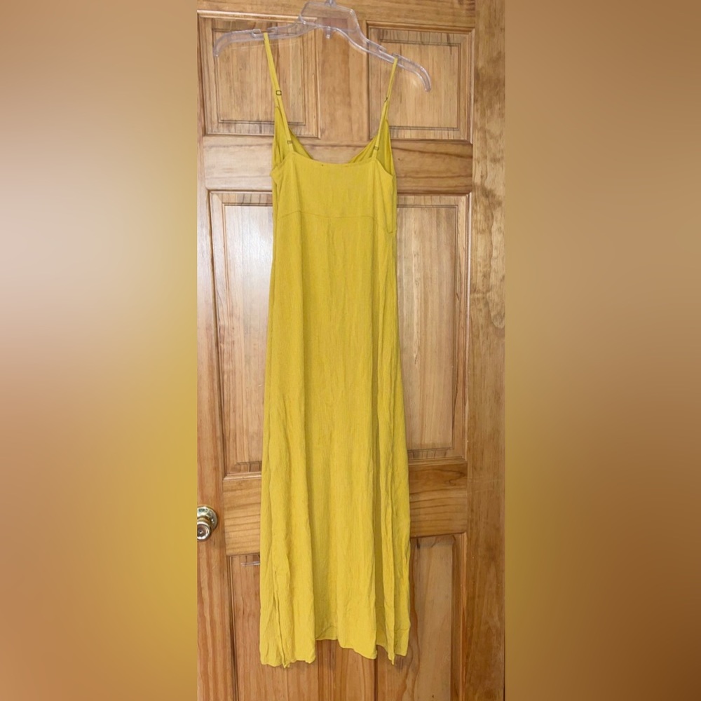Mustard Keyhole Maxi Dress - Picture 7 of 7